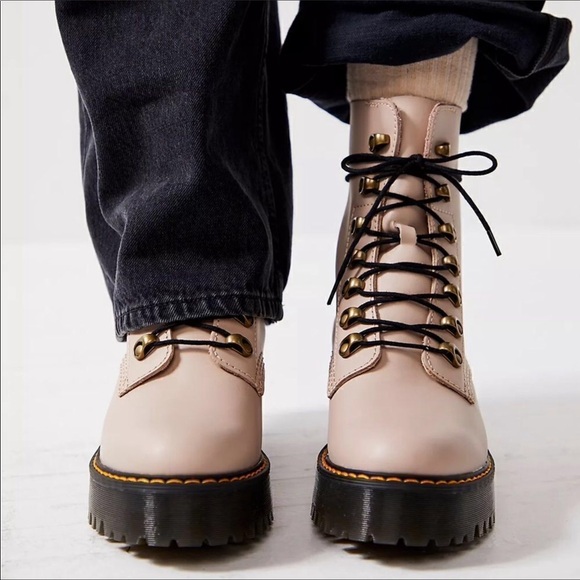 Dr. Martens Leona boots - Picture 2 of 8